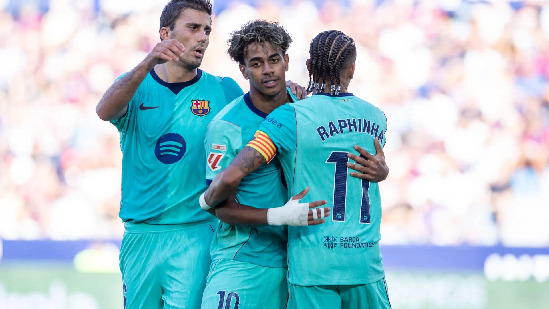 &lsquo;N&atilde;o gostava no come&ccedil;o, mas agora eu amo&rsquo;: Rodri revela desabafo de Raphinha no Barcelona