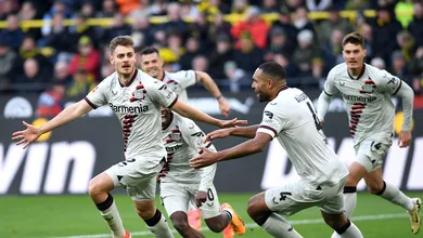 Leverkusen faz novo milagre e mant&eacute;m invencibilidade intacta no apagar das luzes