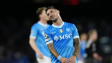 Empate tedioso na Champions mostra que Napoli n&atilde;o sabe como lidar com problema urgente