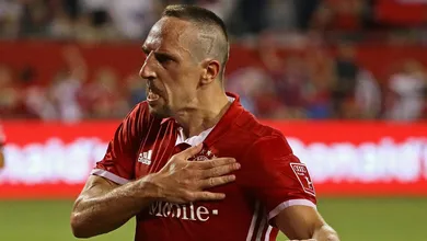 Ancelotti: &ldquo;Rib&eacute;ry &eacute; uma Ferrari e voc&ecirc; n&atilde;o pode usar uma Ferrari todo dia&rdquo;