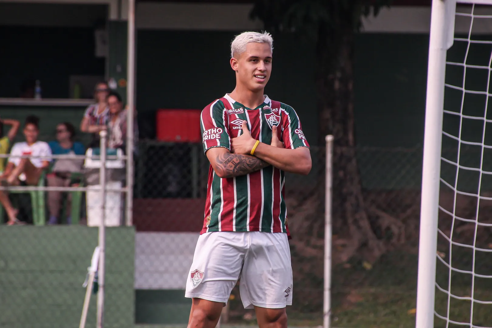 Arthur voltou ao sub-20 e se tornou protagonista do Fluminense - Foto: Leonardo Brasil/Fluminense FC