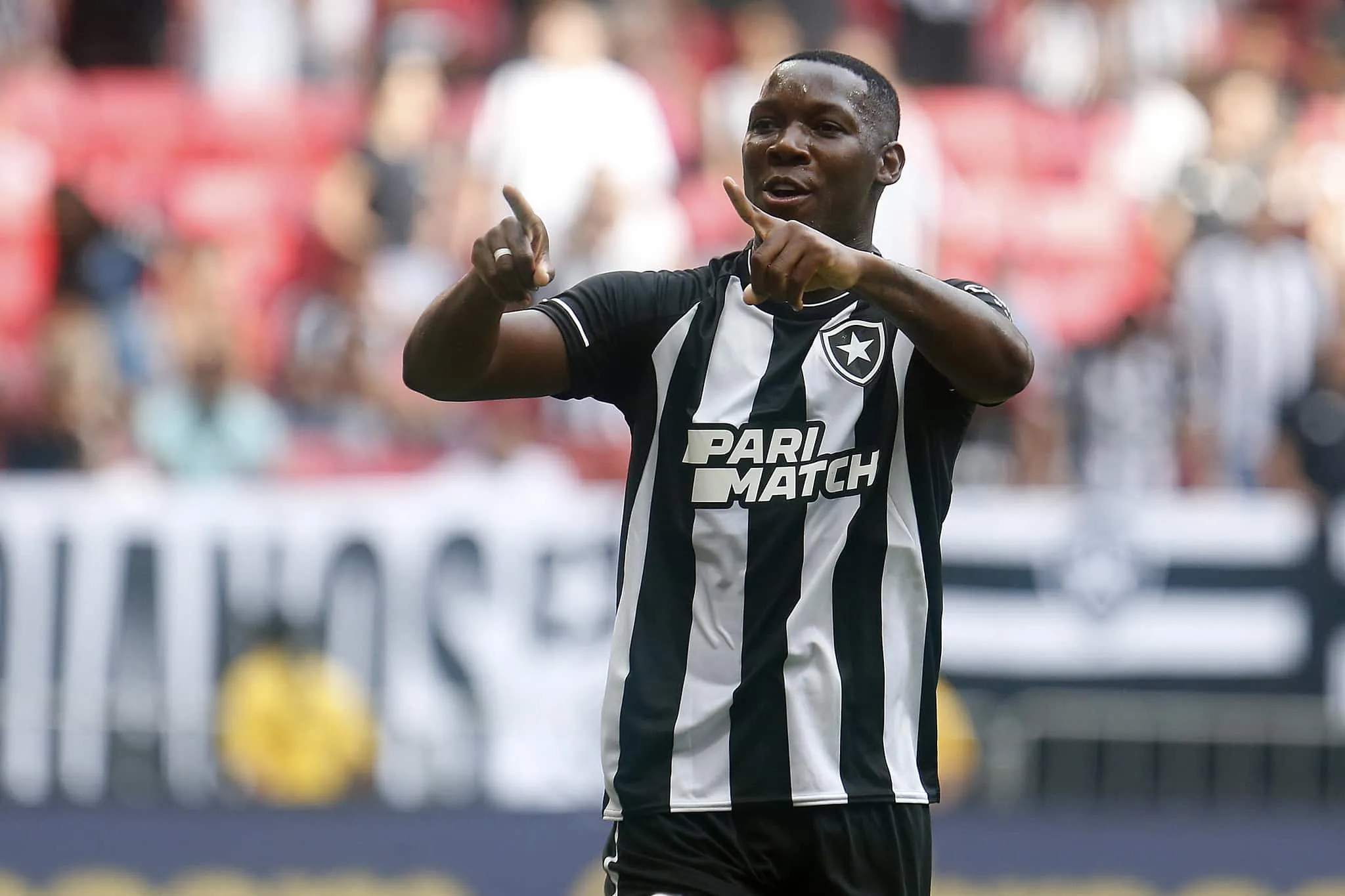 Em ano de grave les&atilde;o no Botafogo, Patrick de Paula refor&ccedil;a import&acirc;ncia da psicologia no futebol
