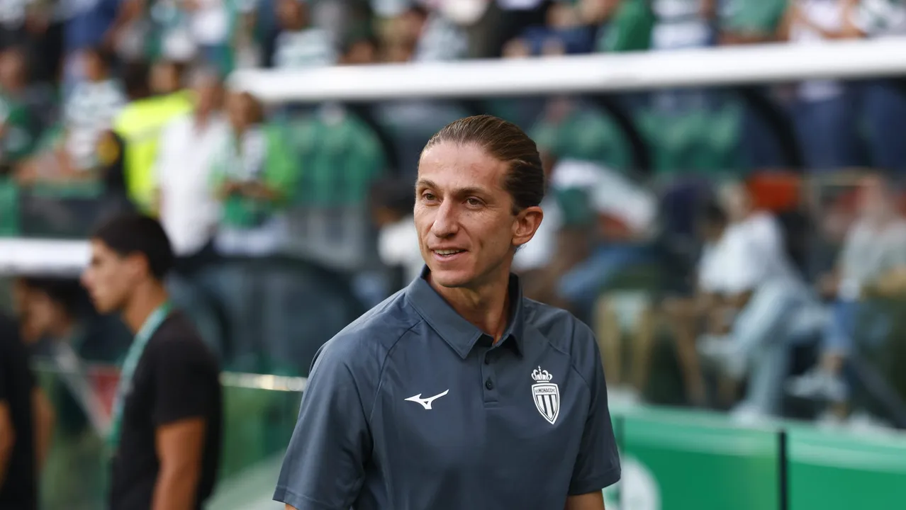 Imagem de Filipe Luís em partida
