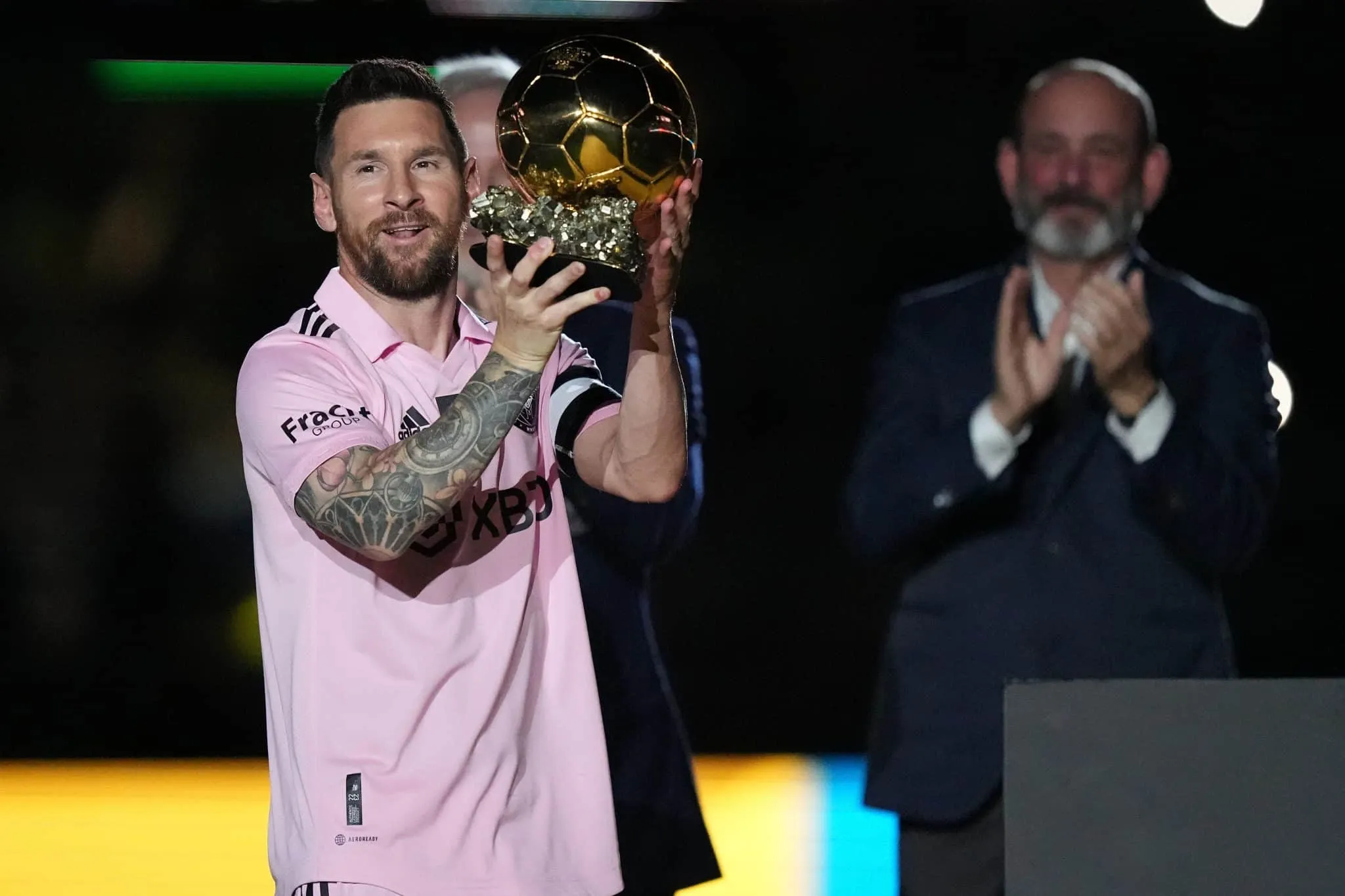 Como o EA Sports FC 24 irritou os jogadores com a distribui&ccedil;&atilde;o de cards de Messi