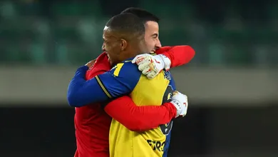 Um gol por cobertura do meio da rua, no &uacute;ltimo minuto, selou a emocionante virada do Verona