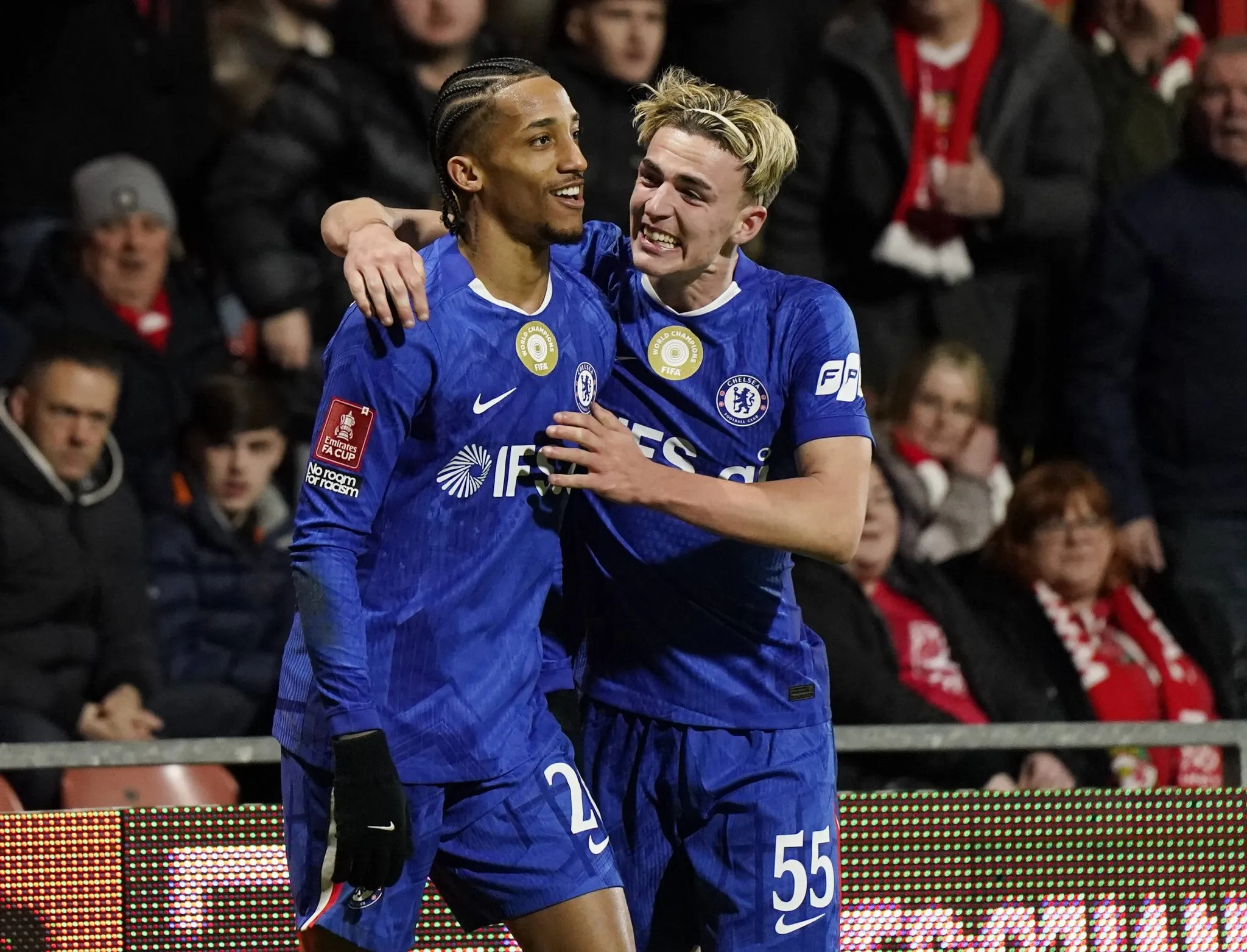 Jo&atilde;o Pedro durante vit&oacute;ria do Chelsea sobre o Wrexham (Foto: IMAGO / Sportimage)