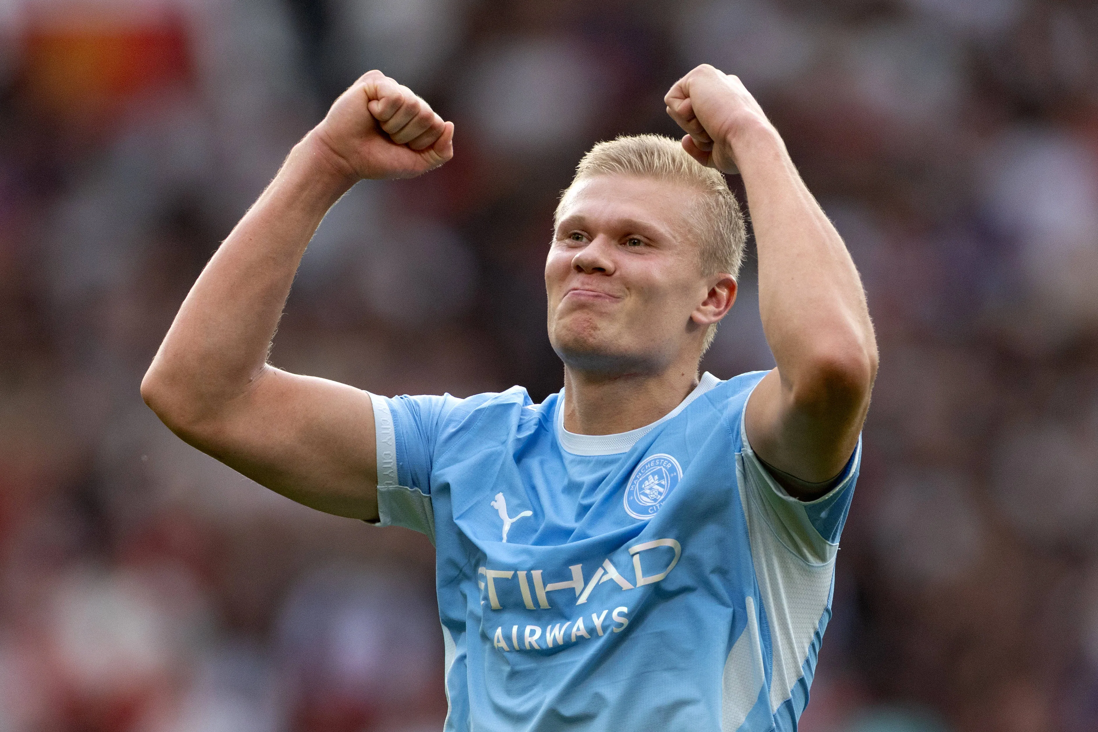 Haaland celebra gol pelo Manchester City