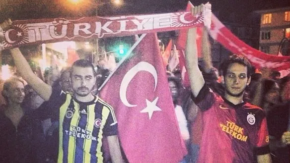 Istambul United: o simbolismo do futebol na crise da Turquia
