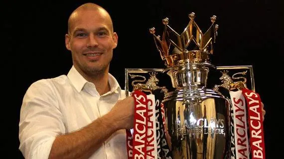 Adeus, invenc&iacute;vel: Ljungberg, ex-Arsenal, se aposenta