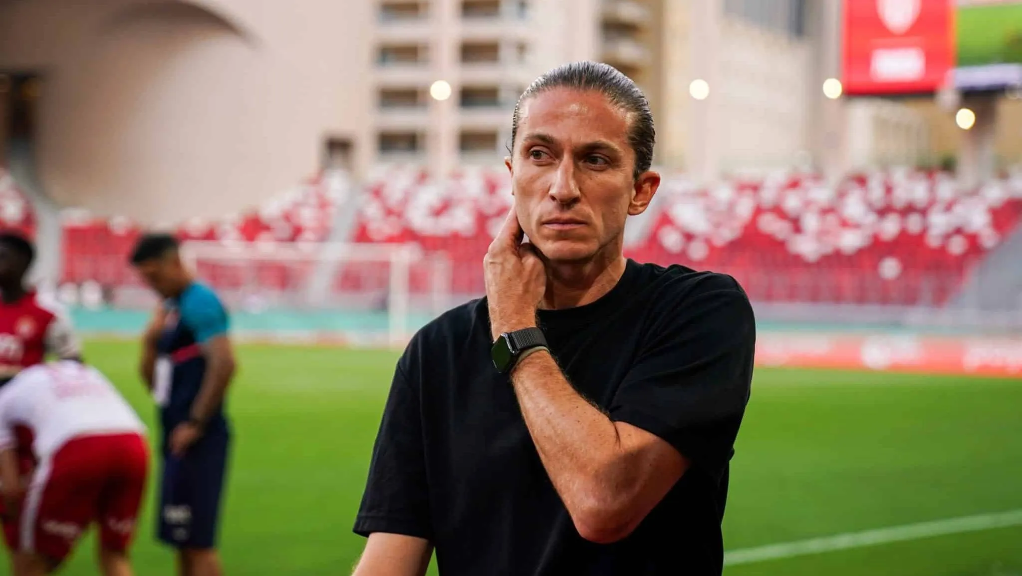 &lsquo;Se recebermos uma oferta irrecus&aacute;vel, aceitaremos&rsquo;: Filipe Lu&iacute;s pode perder xod&oacute; no Monaco