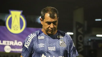 Carille v&ecirc; falta de intensidade e competitividade como motivos para derrota do Santos