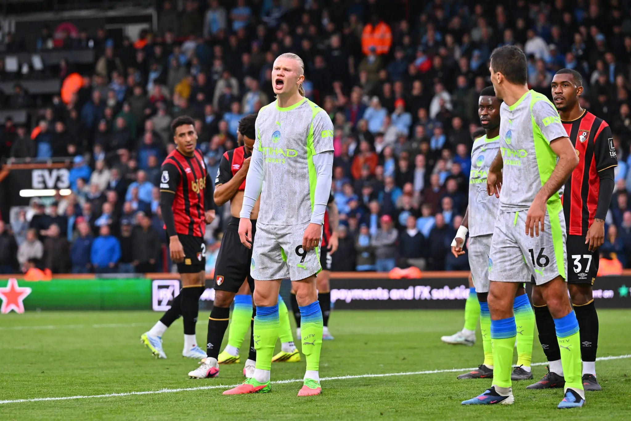Haaland em jogo do Manchester City 
