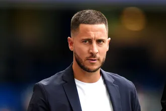 Hazard: &lsquo;Ele sabe tudo sobre futebol, e isso n&atilde;o me surpreende&rsquo;