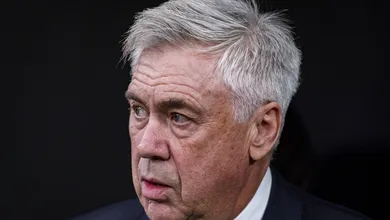 Ancelotti alfineta Barcelona por caso Dani Olmo antes de jogo atrasado em LaLiga
