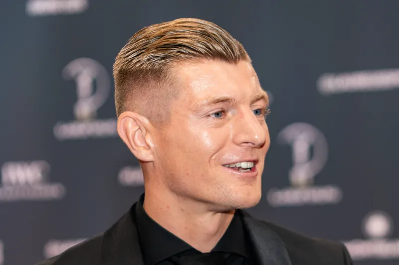 &lsquo;Isso mudou e preciso elogiar': Kroos reconhece m&eacute;rito do novo Real Madrid contra Barcelona