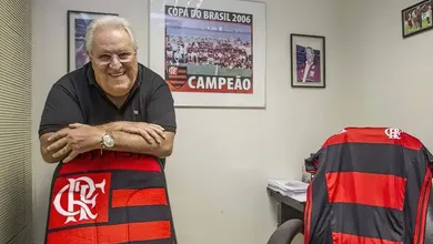 Do futebol, no fim, fica a mem&oacute;ria que nos contam