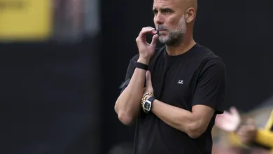 Guardiola mant&eacute;m p&eacute;s no ch&atilde;o ap&oacute;s estreia com goleada e se derrete por dupla rec&eacute;m-chegada