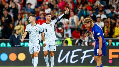 Rea&ccedil;&atilde;o de Cristiano Ronaldo ao fazer gol 900 de sua carreira mostra magnitude do feito