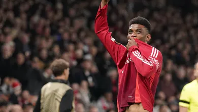 Manchester United vence com m&aacute; not&iacute;cia para Antony e boa para R&uacute;ben Amorim