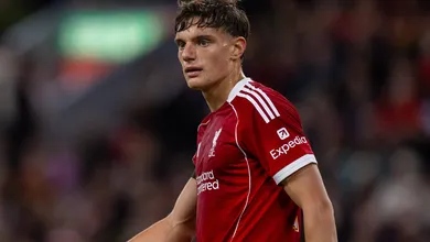Como les&atilde;o de zagueiro do Liverpool pode atrapalhar planos do Real Madrid?
