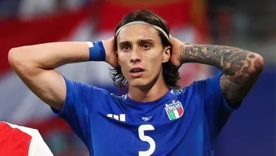Destaque da Euro quer se transferir para Juventus, mas Bologna tem outros planos