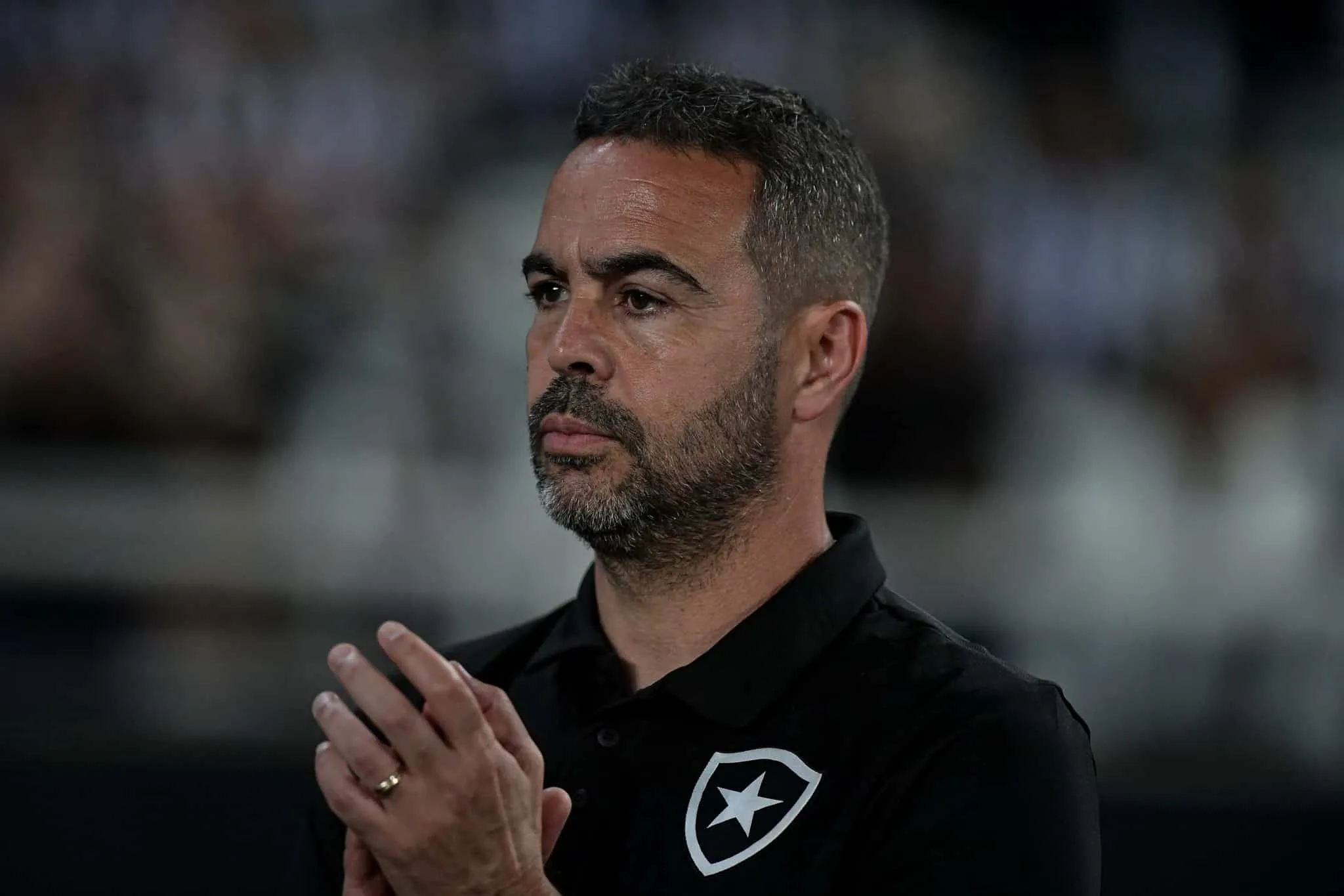 &lsquo;Ganhar e ponto&rsquo;: como Artur Jorge mobilizou o Botafogo por vit&oacute;ria no Brasileiro