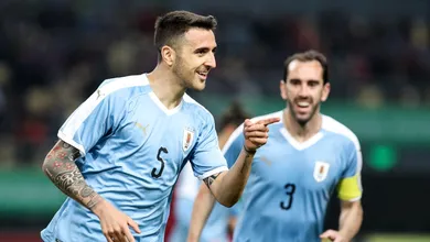Diante da Tail&acirc;ndia, o Uruguai fez o que se espera: goleou por 4 a 0 em torneio amistoso na China