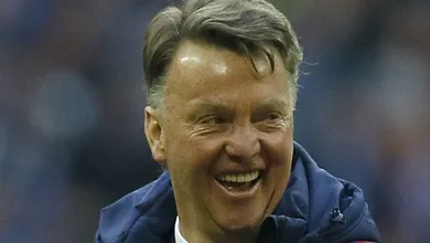 Van Gaal: &ldquo;Em clubes menores como o Leicester &eacute; mais f&aacute;cil comprar jogadores&rdquo;