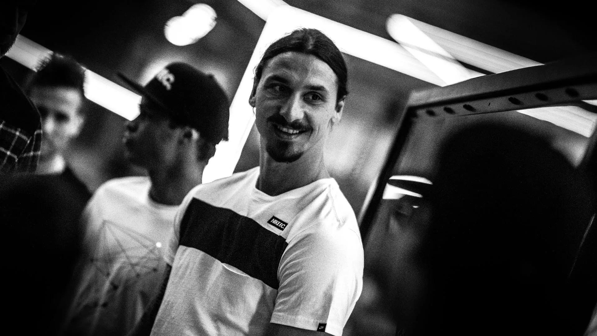 Ibrahimovic declara amor pela Su&eacute;cia e elogia Bj&ouml;rn Borg: &ldquo;&Uacute;nico sueco no meu n&iacute;vel&rdquo;