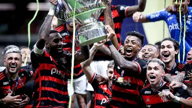 &Iacute;dolo argentino critica disparidade entre premia&ccedil;&otilde;es da Copa do Brasil e da Argentina