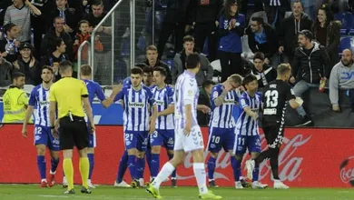 A rodada do Espanhol come&ccedil;ou com um dos lances mais peladeiros (e bisonhos) da temporada