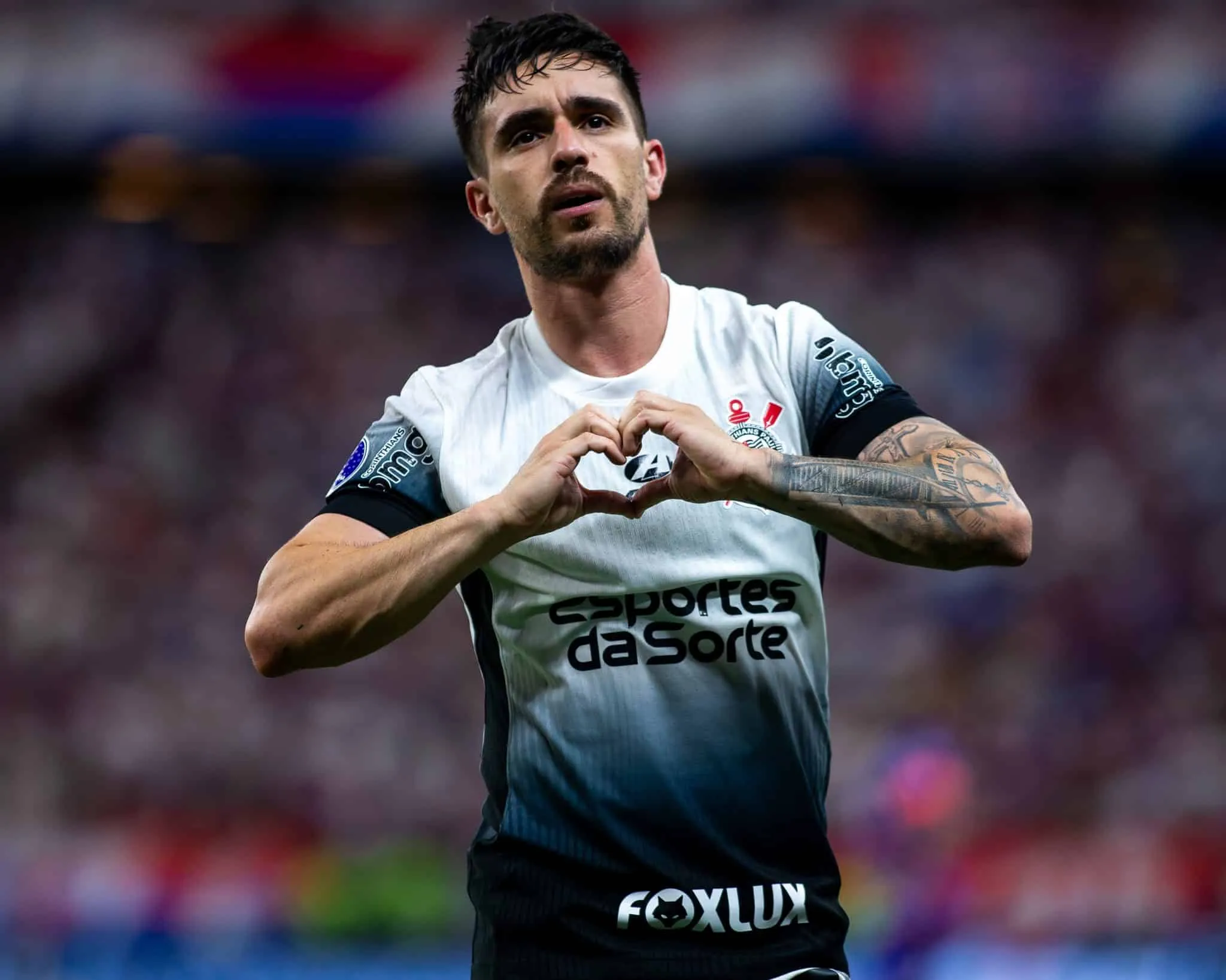 Coronado n&atilde;o se acostuma com banco no Corinthians e manda recado para Ram&oacute;n D&iacute;az
