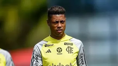 Bruno Henrique est&aacute; fora de Flamengo x Crici&uacute;ma; Cebolinha e uruguaios voltam