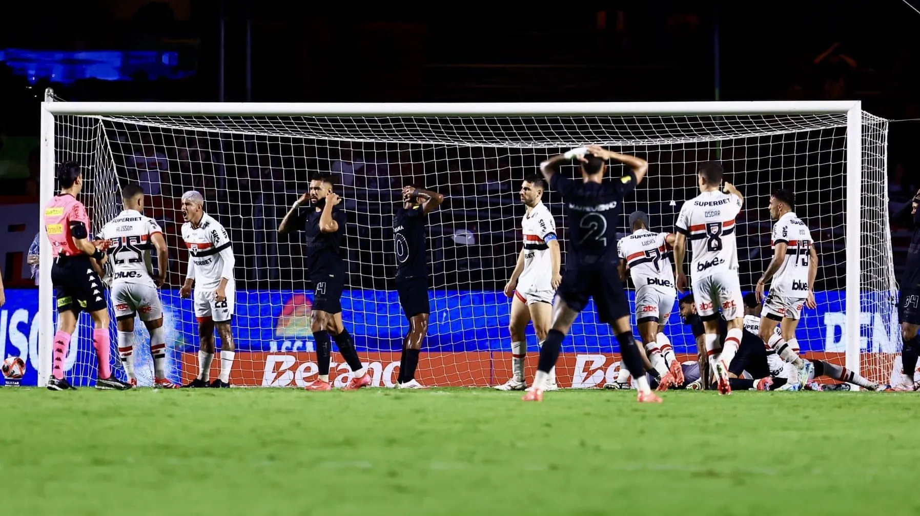 Erros do passado tornam queda de invencibilidade do Corinthians um filme repetido