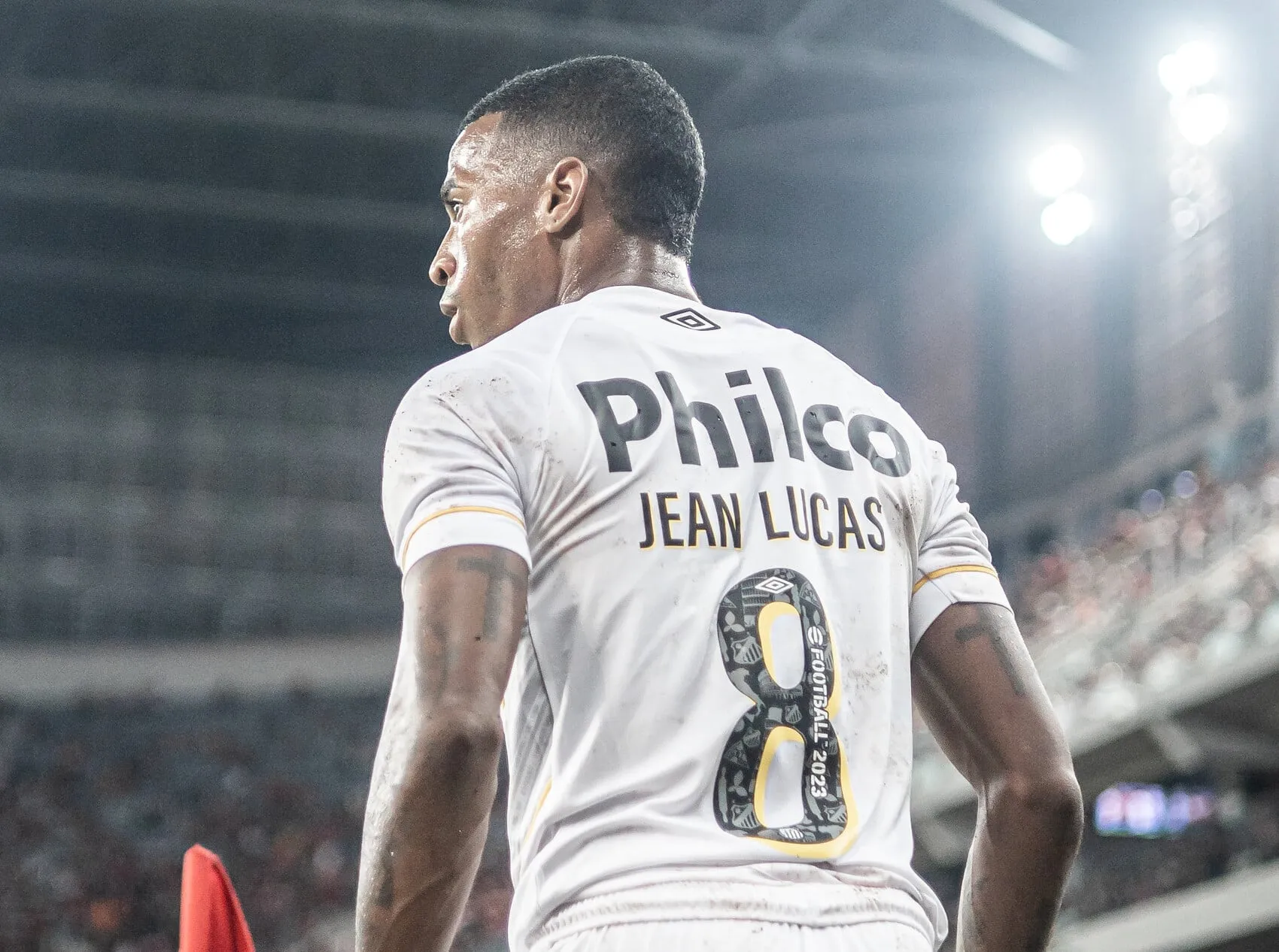 Jean Lucas contra o Athletico-PR