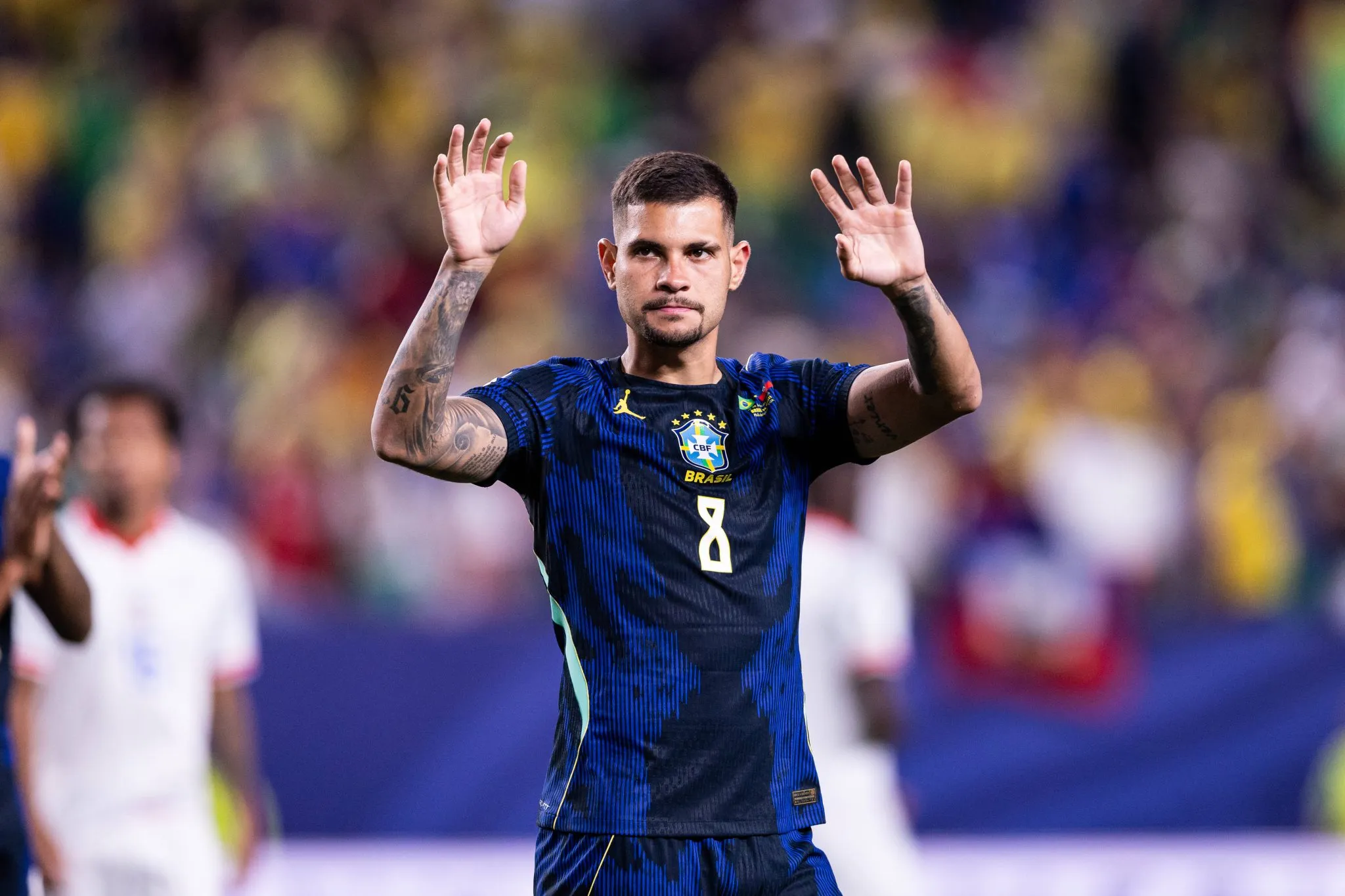 Bruno Guimar&atilde;es em a&ccedil;&atilde;o contra o Haiti. Foto: IMAGO/Icon Sportswire