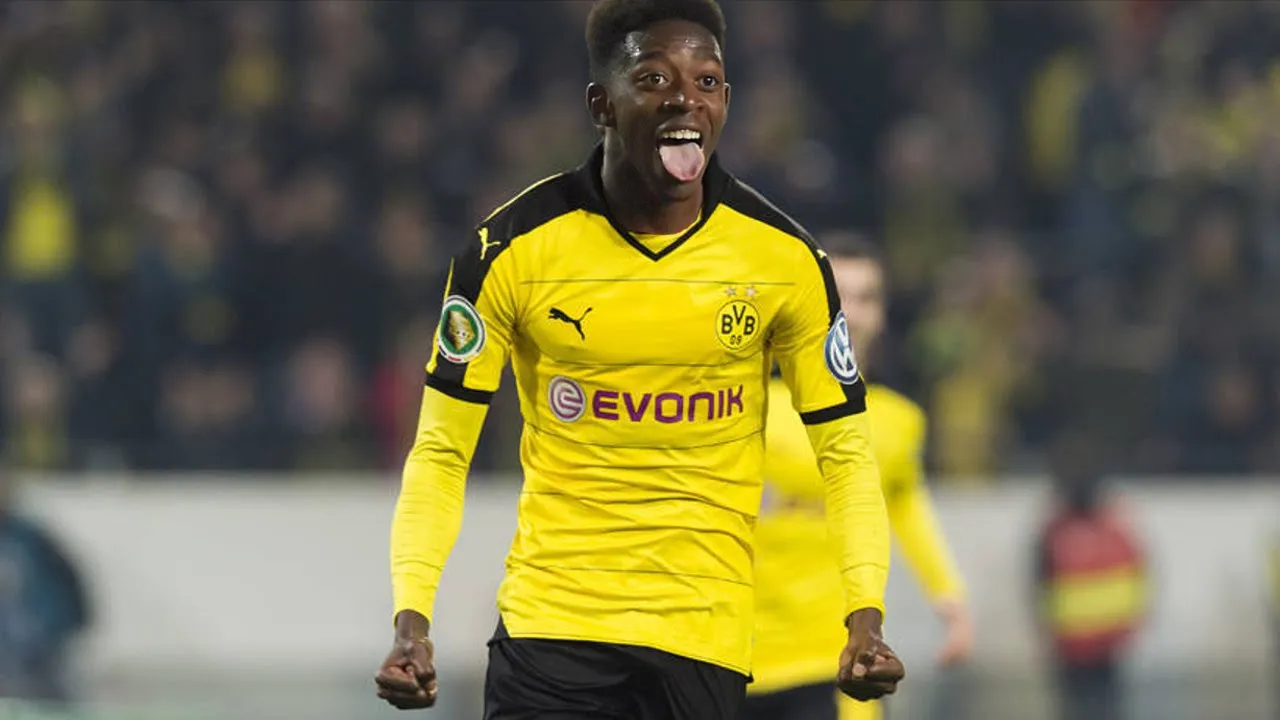 Ousmane Demb&eacute;l&eacute; (Ponta, 19 anos, Borussia Dortmund, &euro;15 milh&otilde;es) - Outro jogador que causou grande como&ccedil;&atilde;o no mercado de transfer&ecirc;ncias, especulado em v&aacute;rios gigantes da Europa. Melhor para os aurinegros, que souberam atrair o franc&ecirc;s, prometendo o espa&ccedil;o certo para o seu desenvolvimento. Dono de enorme habilidade e poder de decis&atilde;o, foi a grande revela&ccedil;&atilde;o da &uacute;ltima Ligue 1, pelo Rennes.&nbsp;