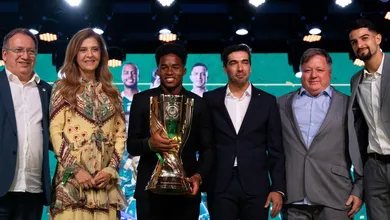 Leila &eacute; protagonista mais uma vez, agora na festa de premia&ccedil;&atilde;o do Paulist&atilde;o
