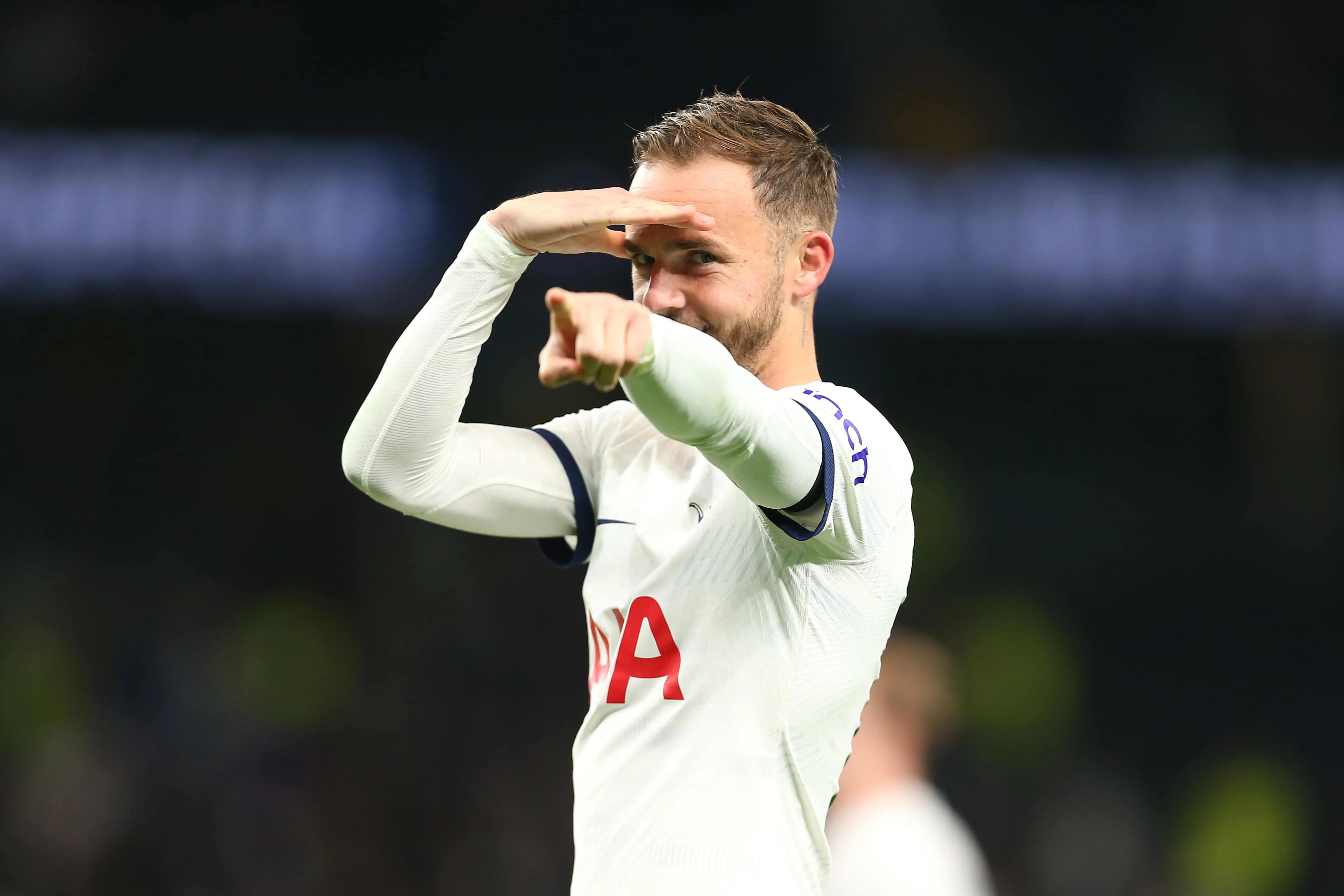 James Maddison tem data para voltar aos gramados no Tottenham e Ange Postecoglou esfrega as m&atilde;os