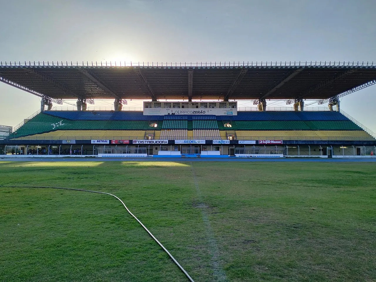 Est&aacute;dio que receber&aacute; Trem e Sport em Macap&aacute; fica localizado no &lsquo;meio do mundo&rsquo;