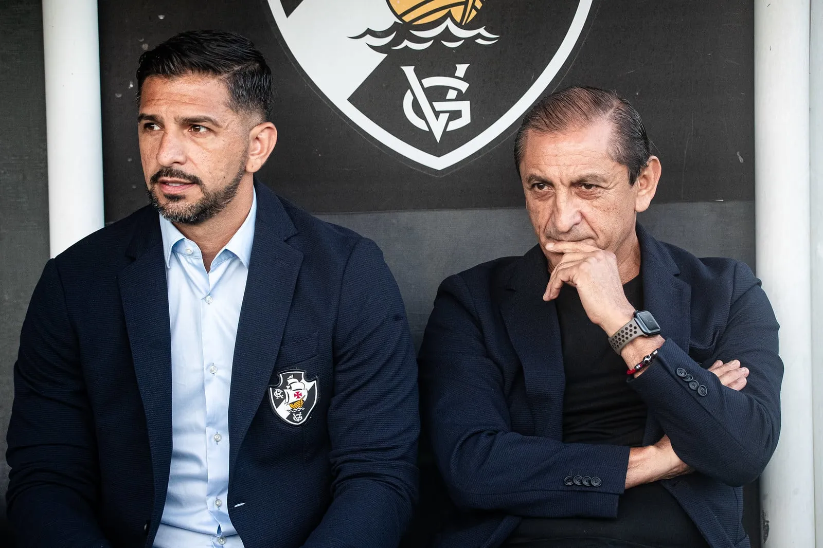 A poucos dias do fim da janela, comiss&atilde;o t&eacute;cnica do Vasco manda recado por refor&ccedil;os