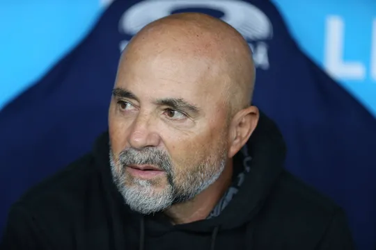 Exig&ecirc;ncias, desinteresse na base e mais: Os motivos que fizeram o Santos desistir de Sampaoli