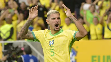&lsquo;Tem mais com que se preocupar&rsquo;: Bruno Guimar&atilde;es rebate frase racista de presidente da Conmebol