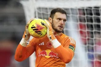 &lsquo;Precisa mostrar a que veio&rsquo;: Como Lucas Perri perdeu a confian&ccedil;a do Leeds