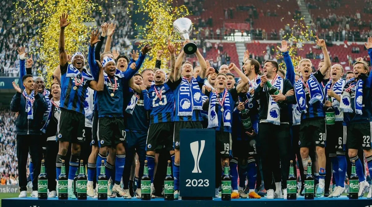 O H&auml;cken completou a dobradinha nacional com a Copa da Su&eacute;cia e o Copenhague faturou a Copa da Dinamarca