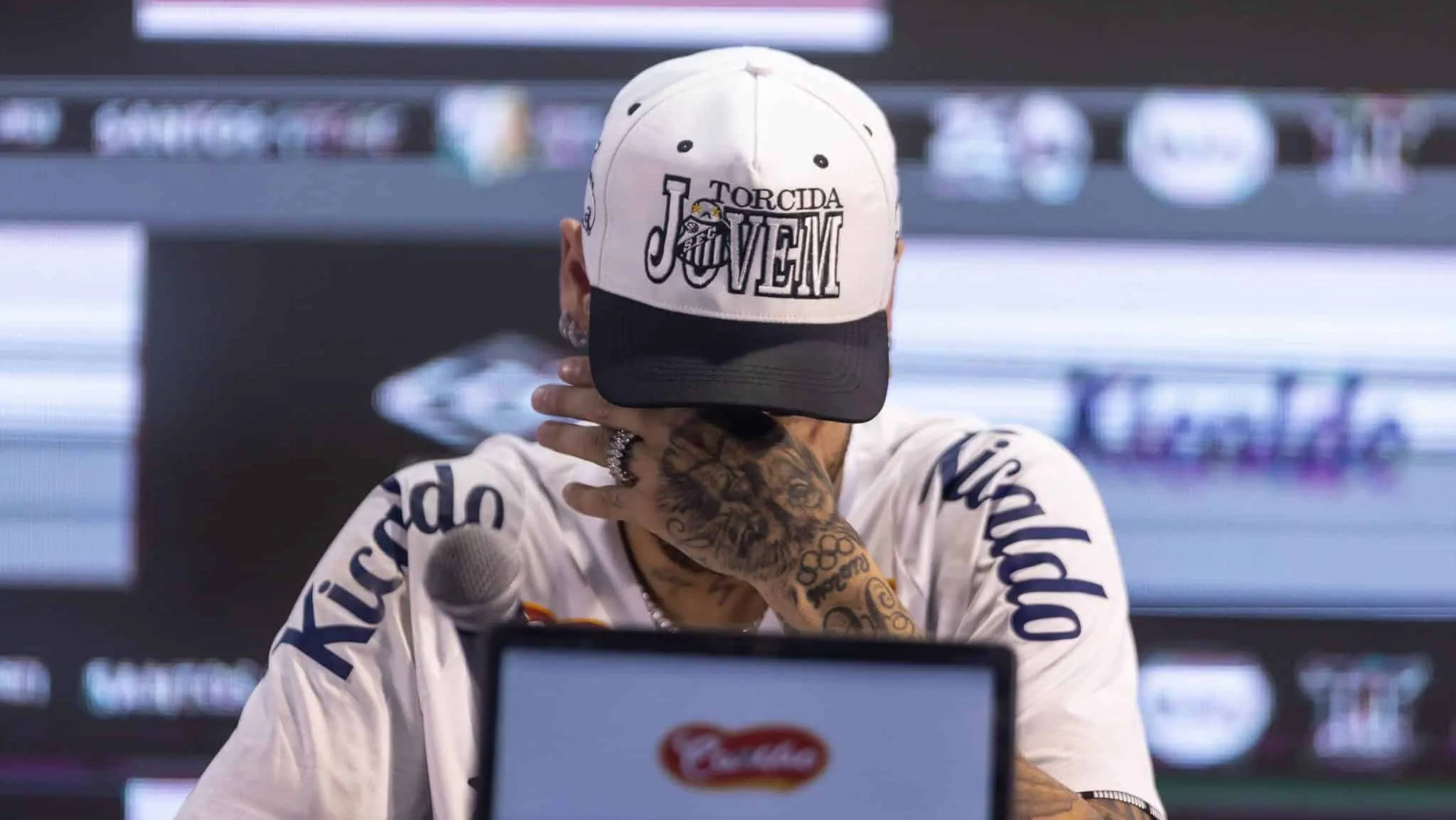 Neymar &eacute; &lsquo;o pr&iacute;ncipe que nunca virou rei&rsquo;, crava rede de TV inglesa