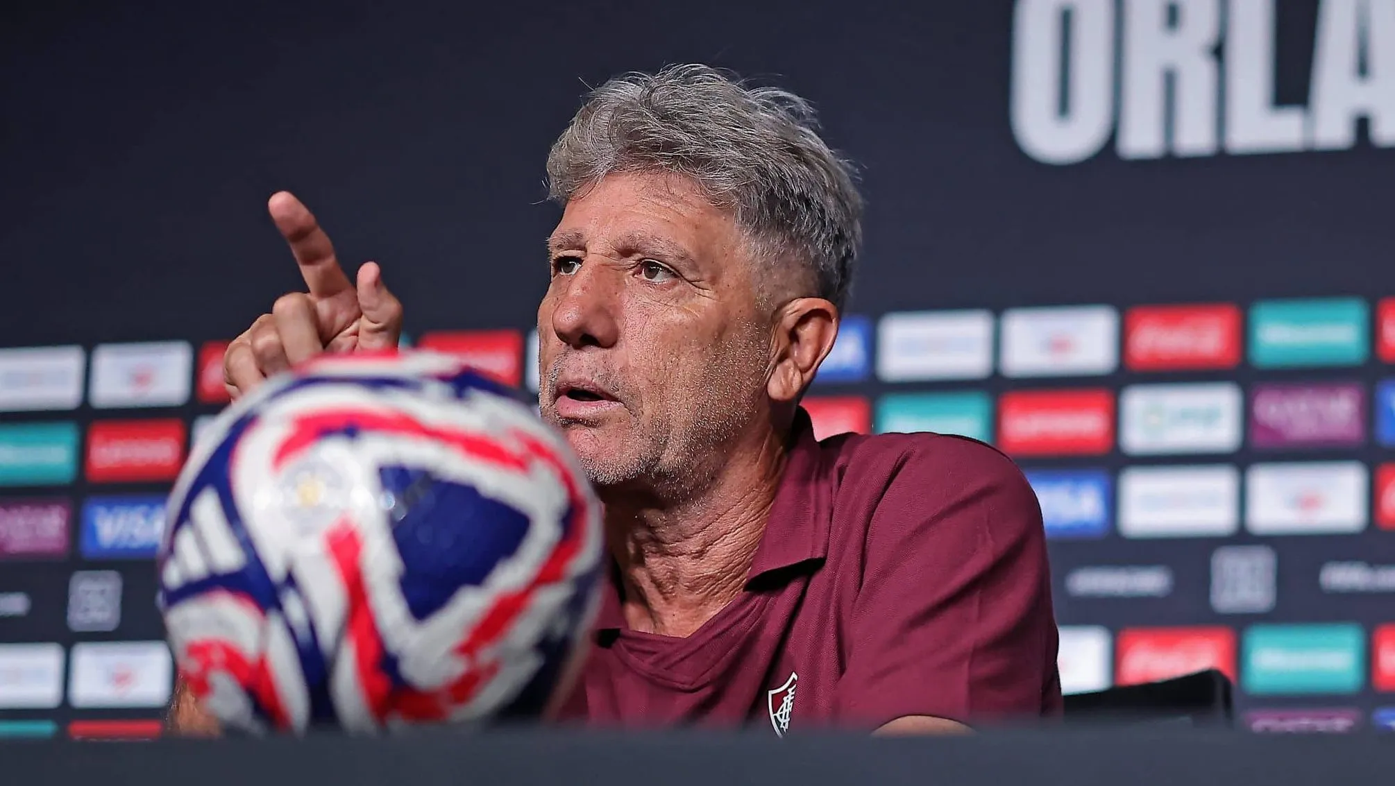 Antes de Fluminense x Al-Hilal, Renato se enaltece e faz desafio a treinadores estrangeiros
