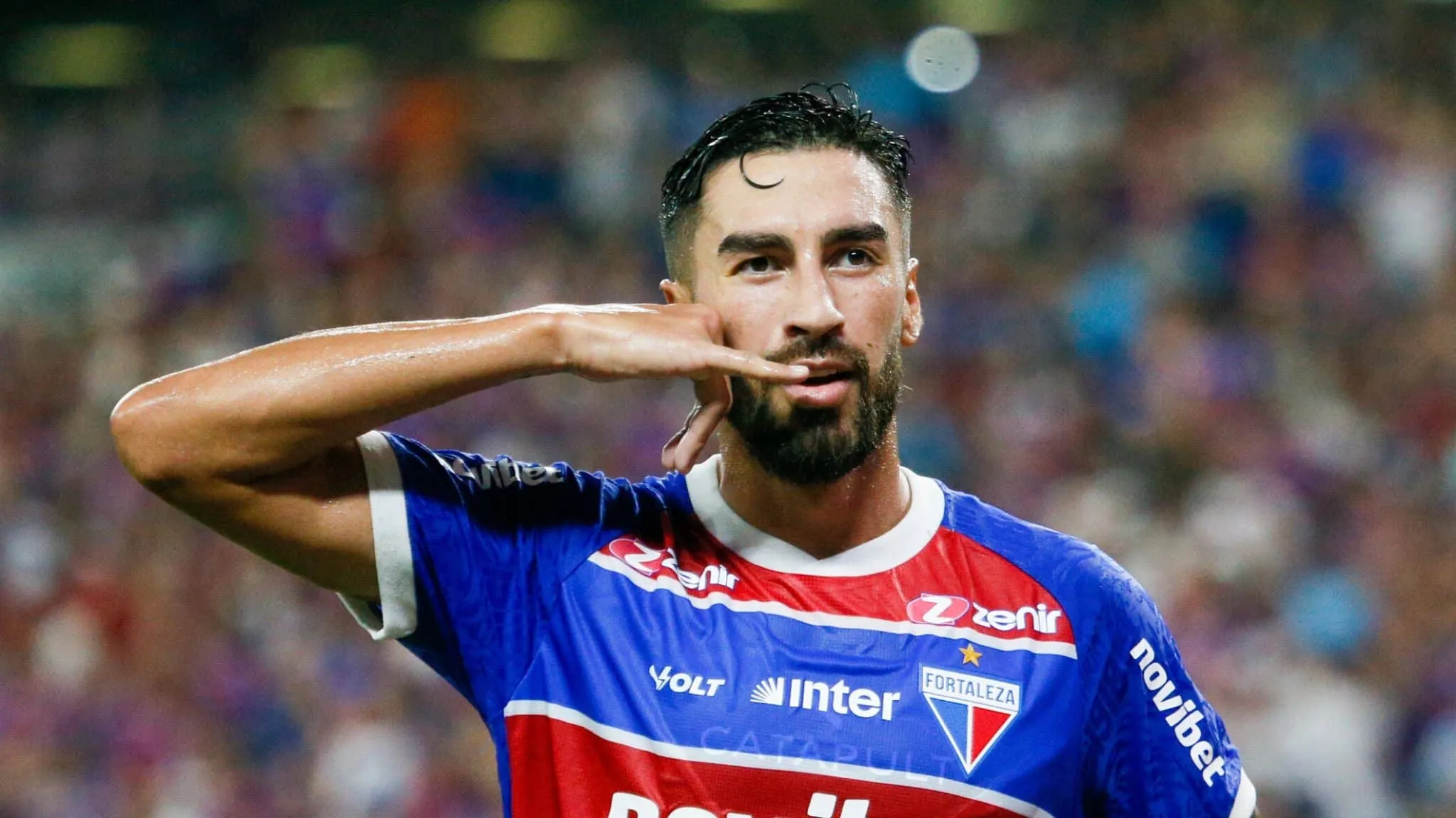 Fortaleza renova com Lucero, o atacante mais subestimado do futebol brasileiro