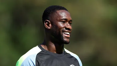 Lesionado, Bastos responde se tem chances de jogar Copa Intercontinental pelo Botafogo