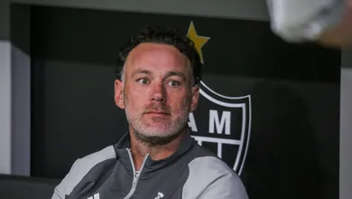 Milito causa puni&ccedil;&atilde;o ao Atl&eacute;tico-MG por n&atilde;o seguir regra da Libertadores